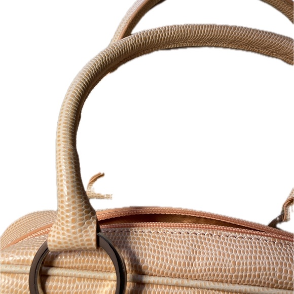 Casual Corner Embossed Vintage Leather Small Satchel - Picture 4 of 10